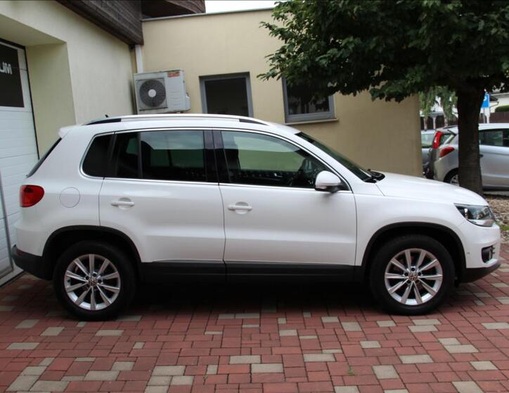 Volkswagen Tiguan 6