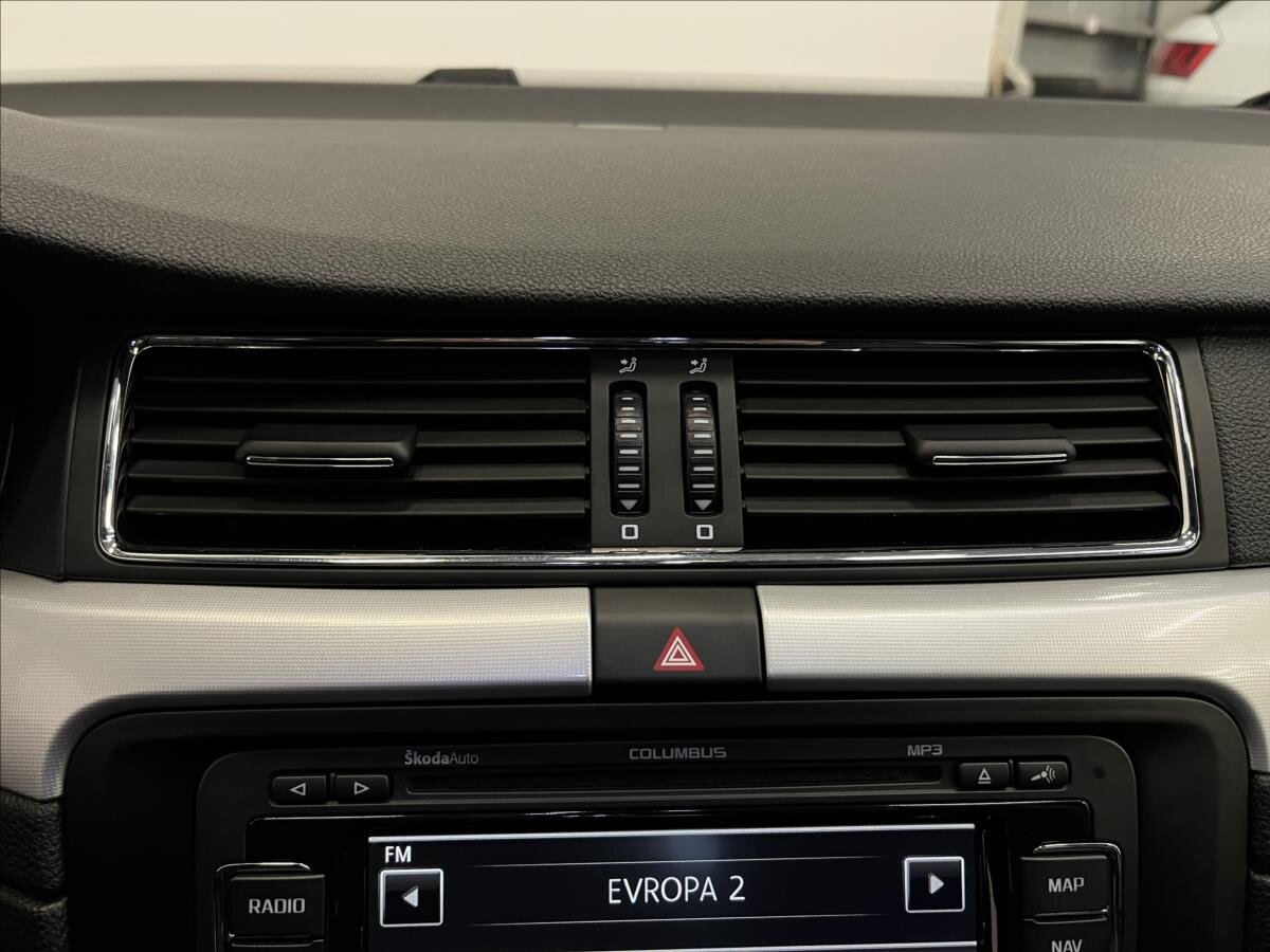 Škoda Superb Liftback 2,0 l 103 kw