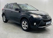 Toyota RAV4 SUV / Terénní 2,0 l 112 kw