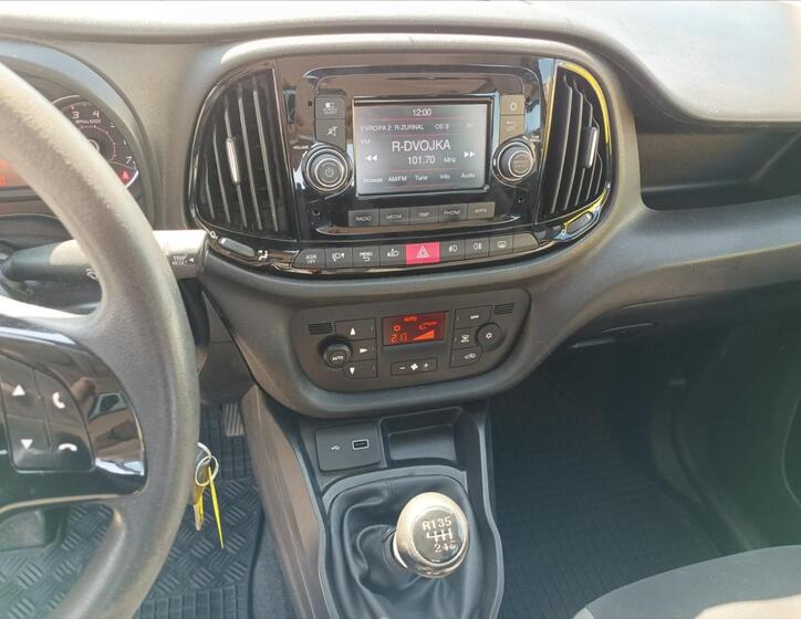 Fiat Dobló 9