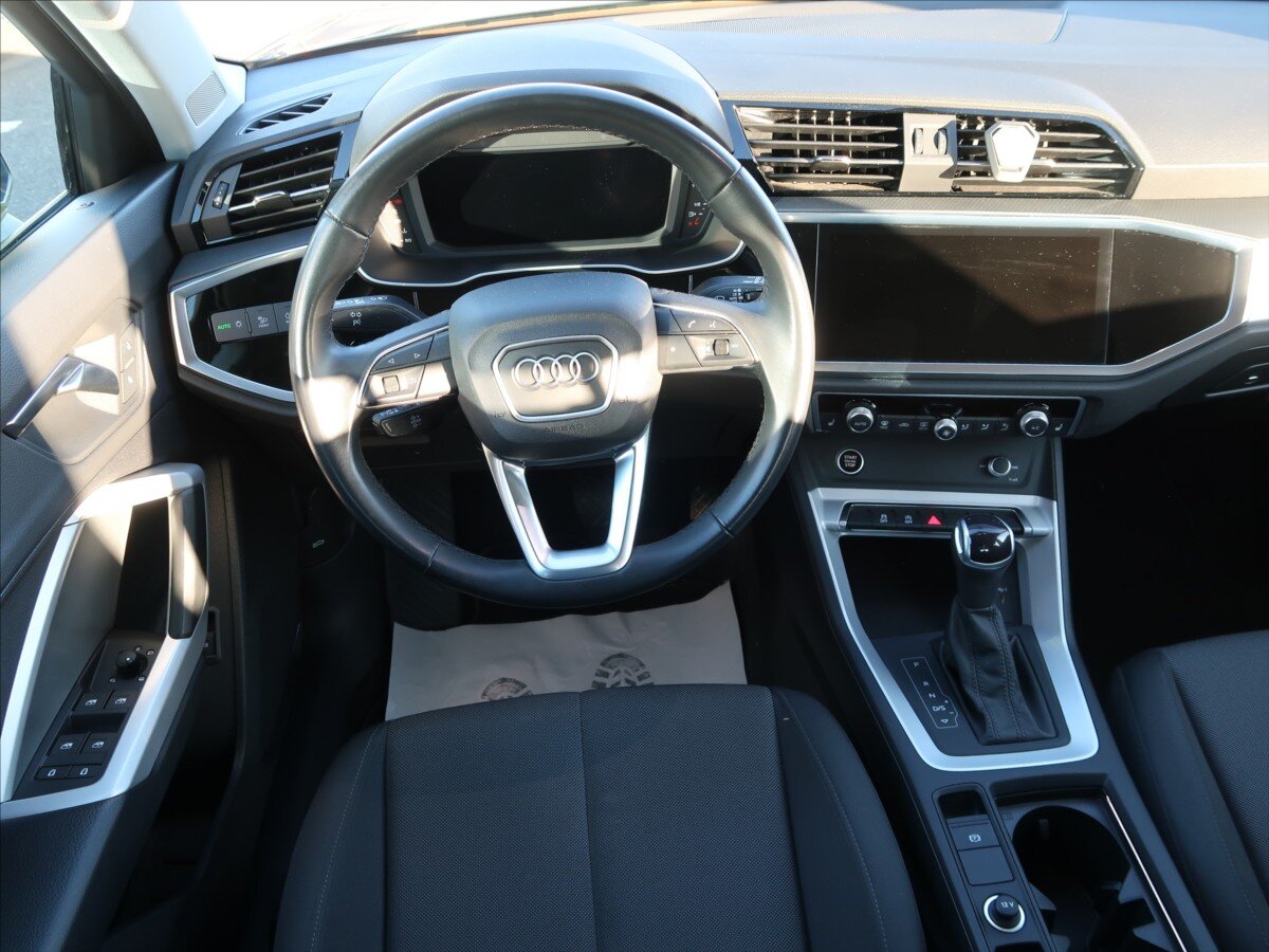 Audi Q3 SUV / Terénní 2,0 l 110 kw