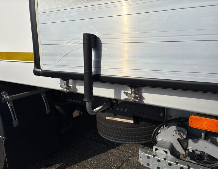 Ostatní Ostatní Ostatní 7,7 l 188 kw