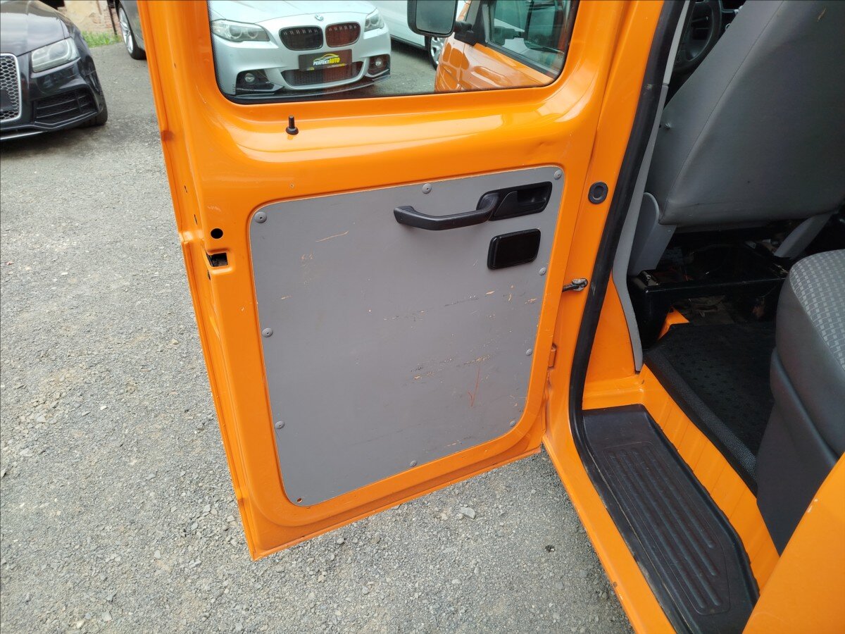 Volkswagen Transporter Valník 2,0 l 103 kw