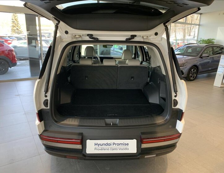 Hyundai Santa Fe SUV / Terénní 1,6 l 158 kw