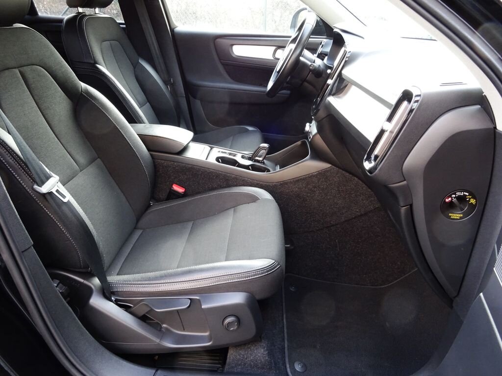 Volvo XC40 SUV 2,0 l 110 kw