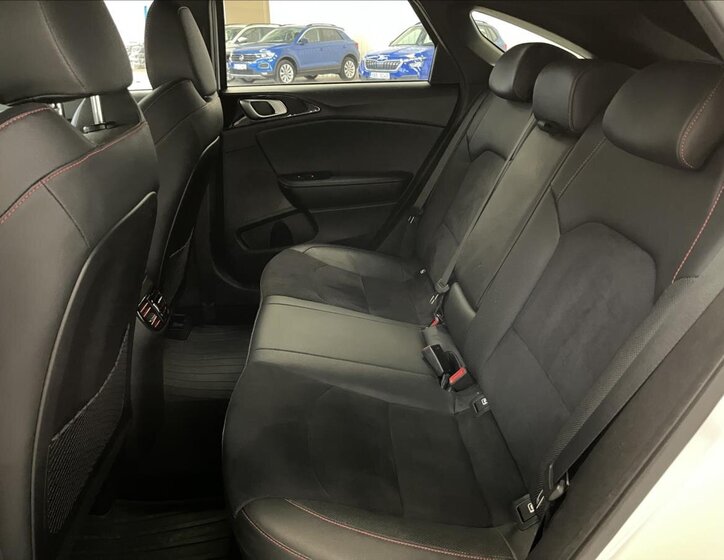 KIA ProCeed Kombi 1,6 l 150 kw