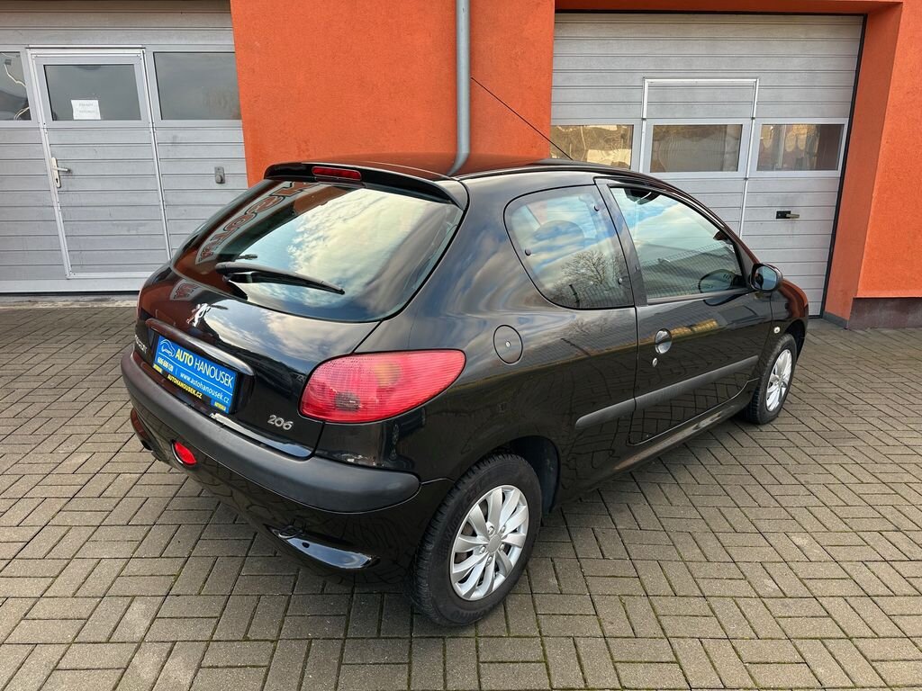 Peugeot 206