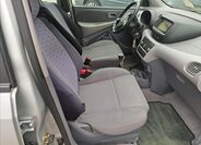 Nissan Almera Tino 37