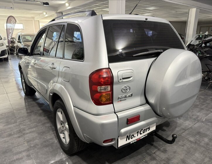 Toyota RAV4 4