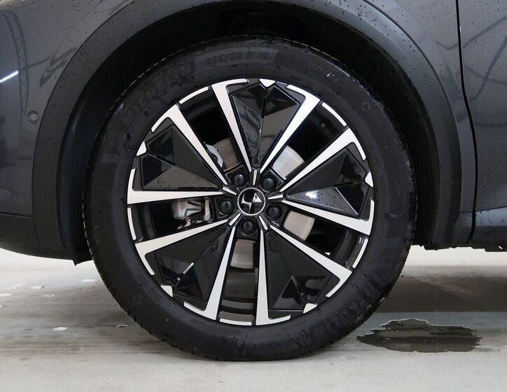 DS Automobiles DS7 Crossback 10