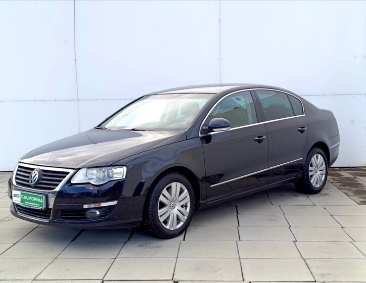 Volkswagen Passat Sedan / Limuzína 2,0 l 103 kw