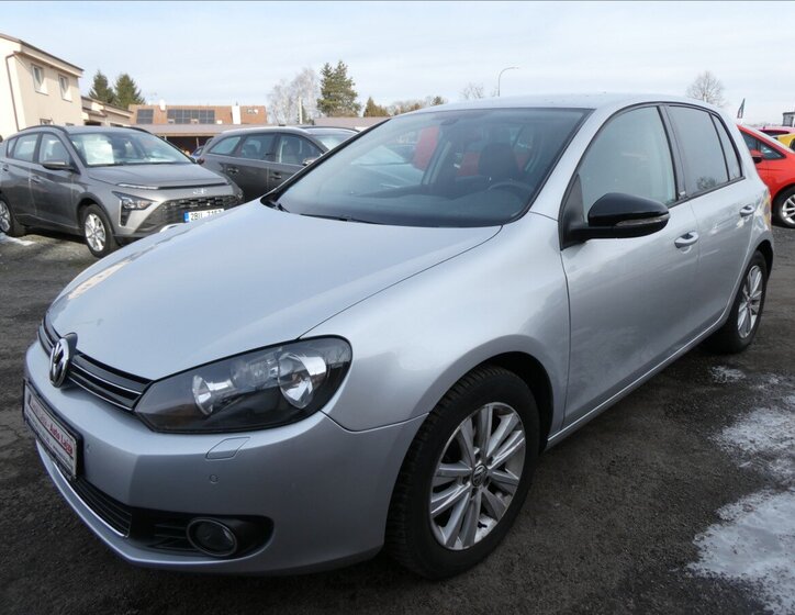 Volkswagen Golf Hatchback 1,4 l 90 kw