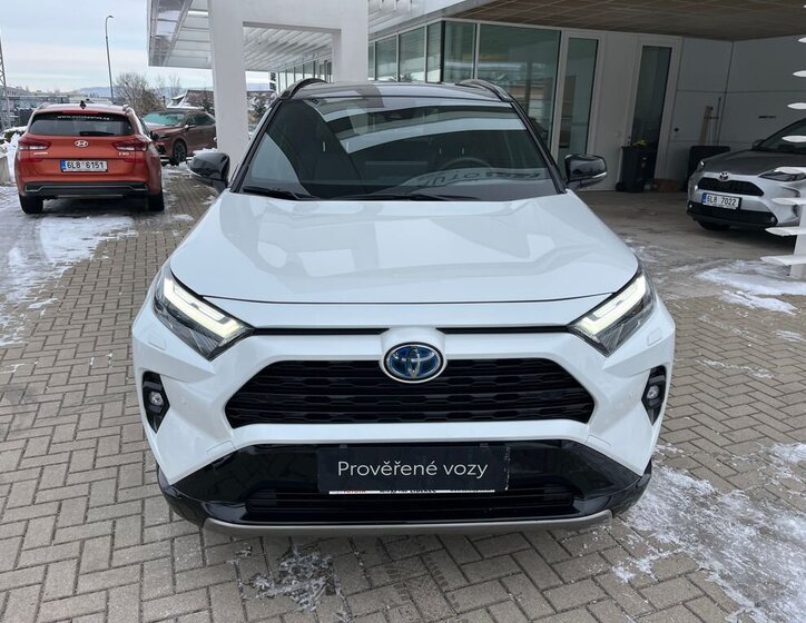 Toyota RAV4 SUV 2,5 l 131 kw