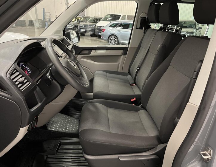 Volkswagen Transporter 17