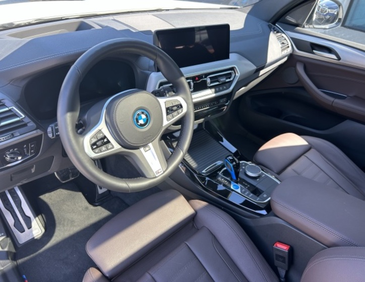 BMW iX3 18