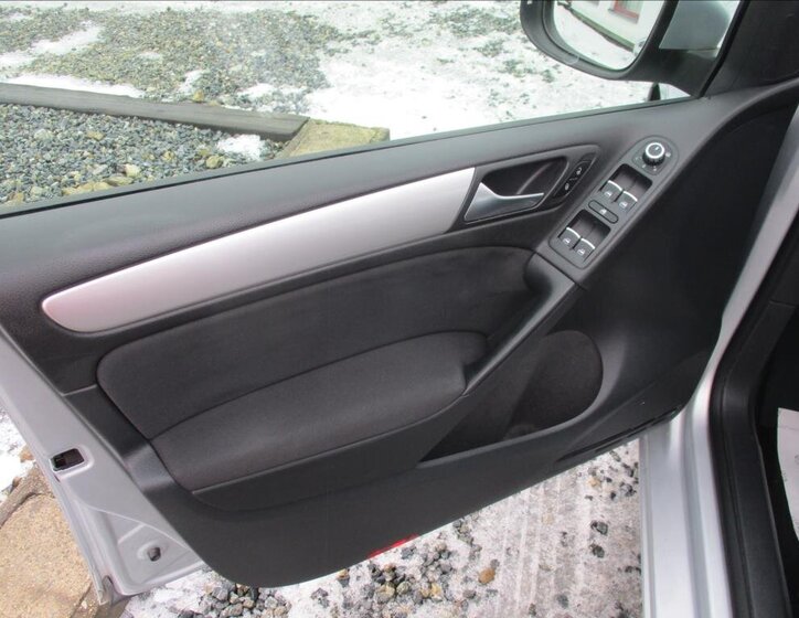 Volkswagen Golf Hatchback 1,4 l 90 kw