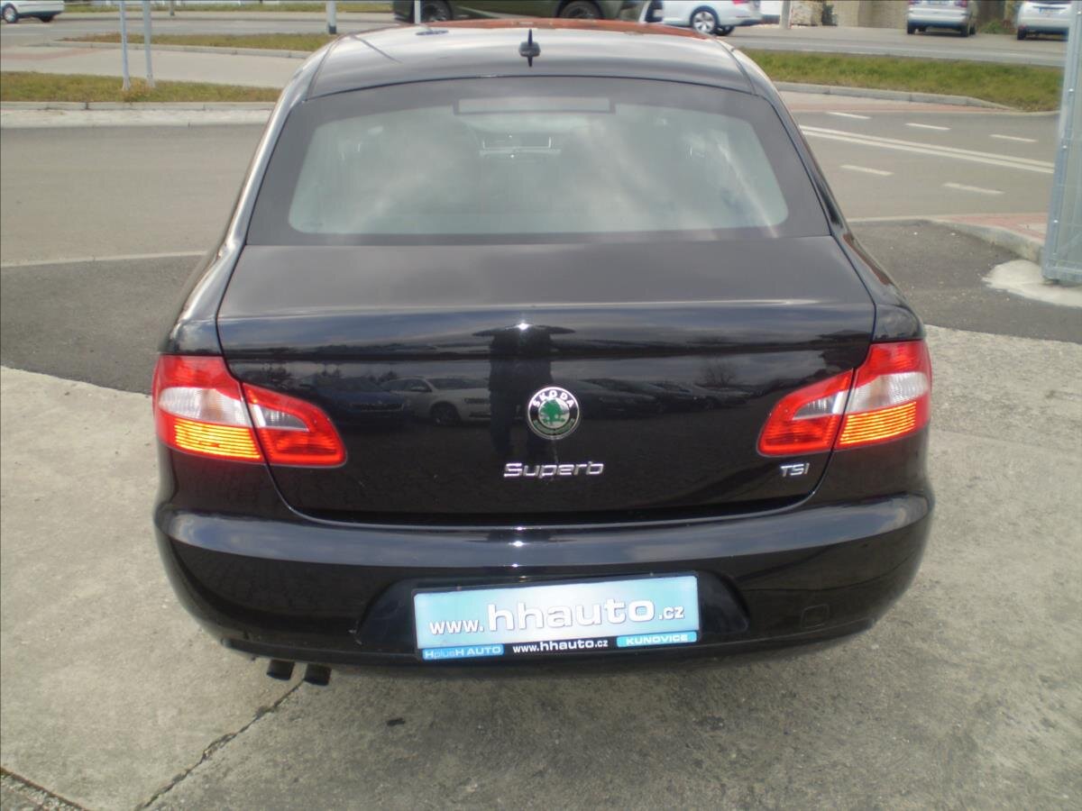 Škoda Superb Sedan 1,4 l 92 kw