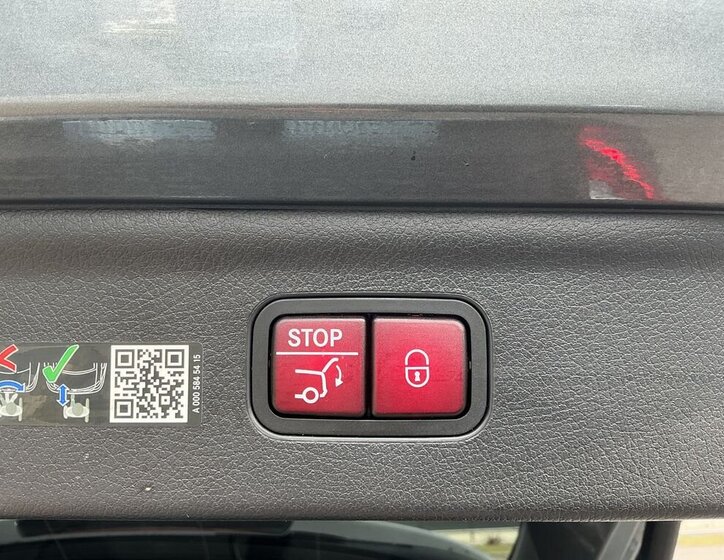 Mercedes-Benz EQE Sedan / Limuzína 0,0 300 kw