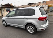 Volkswagen Touran 5