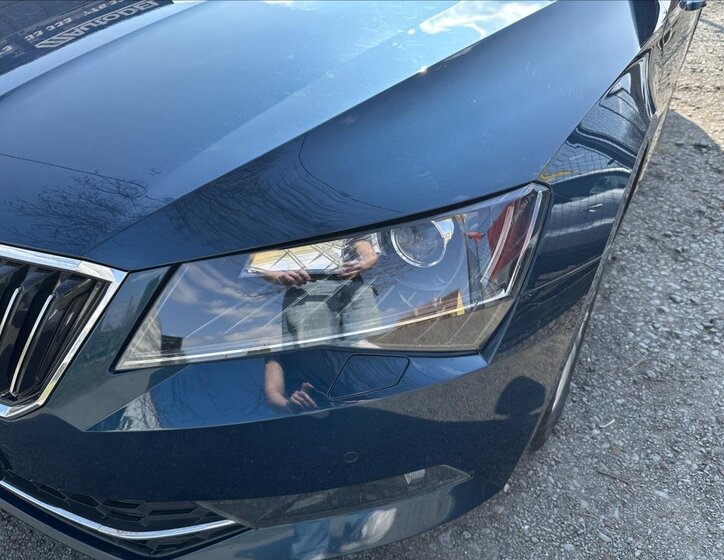 Škoda Superb Kombi 2,0 l 110 kw