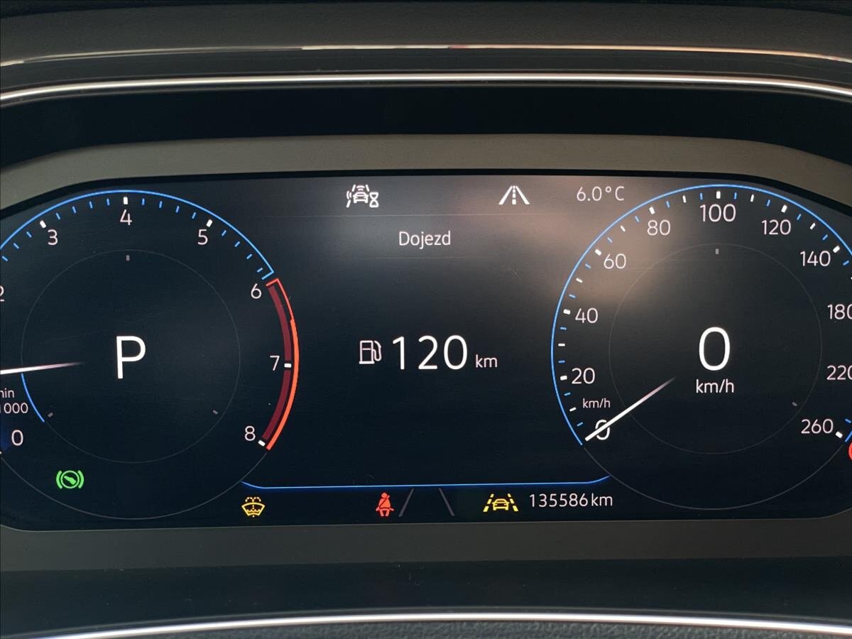 Volkswagen T-Roc SUV / Terénní 1,5 l 110 kw