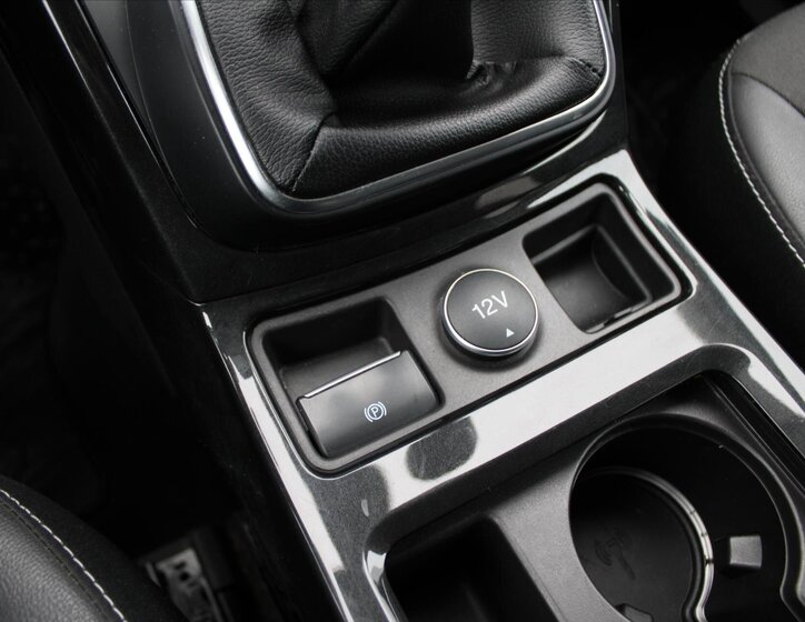 Ford Kuga SUV 1,5 l 110 kw