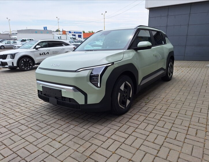 Kia EV3 4