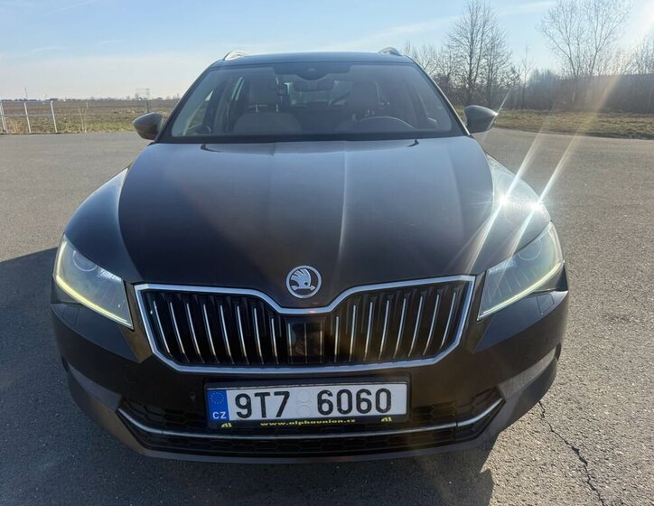 Škoda Superb Kombi 2,0 l 140 kw