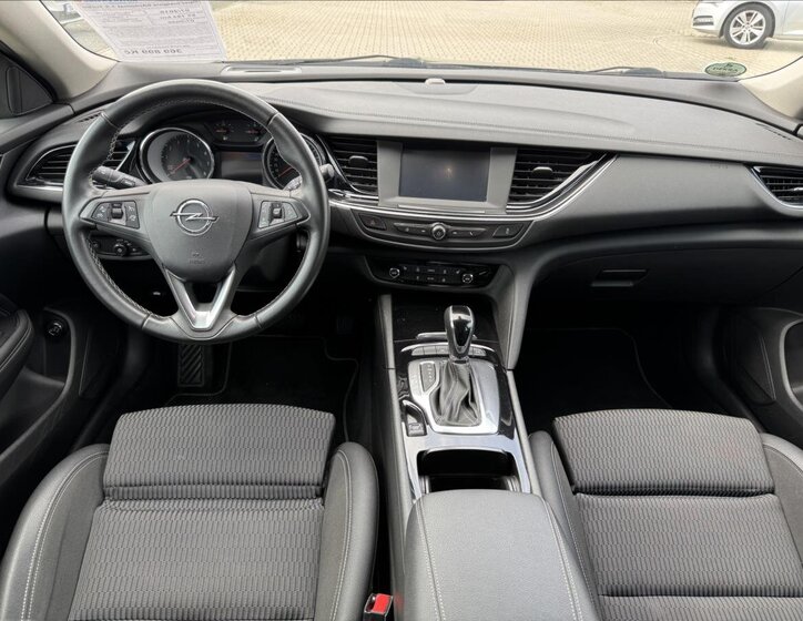 Opel Insignia 14