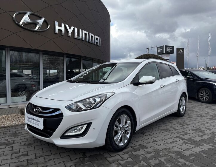 Hyundai i30 Kombi 1,6 l 99 kw
