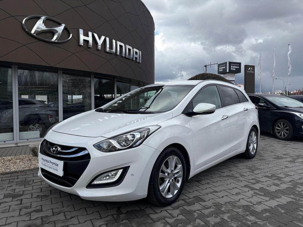 Hyundai i30 Kombi 1,6 l 99 kw