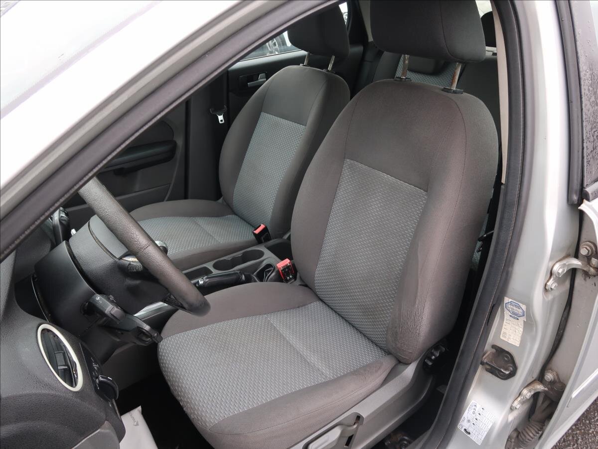 Ford Focus Hatchback 1,6 l 74 kw