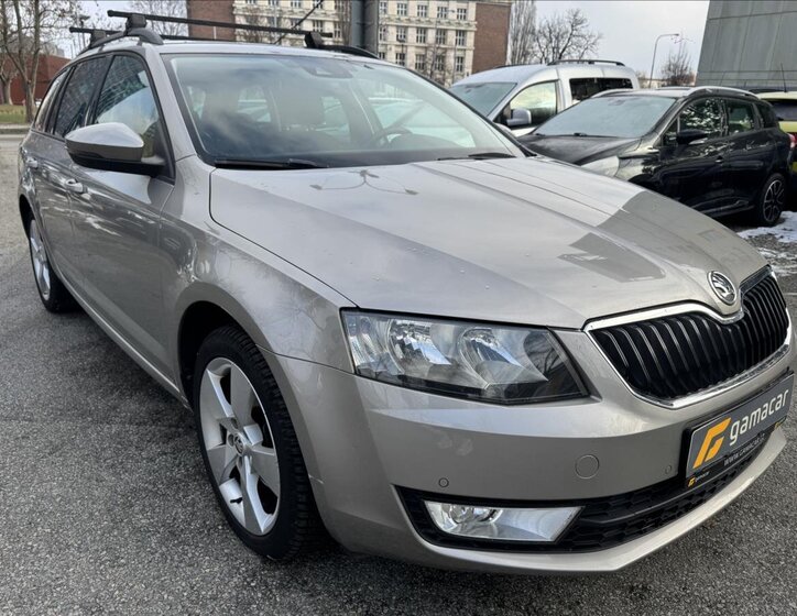Škoda Octavia Kombi 2,0 l 110 kw