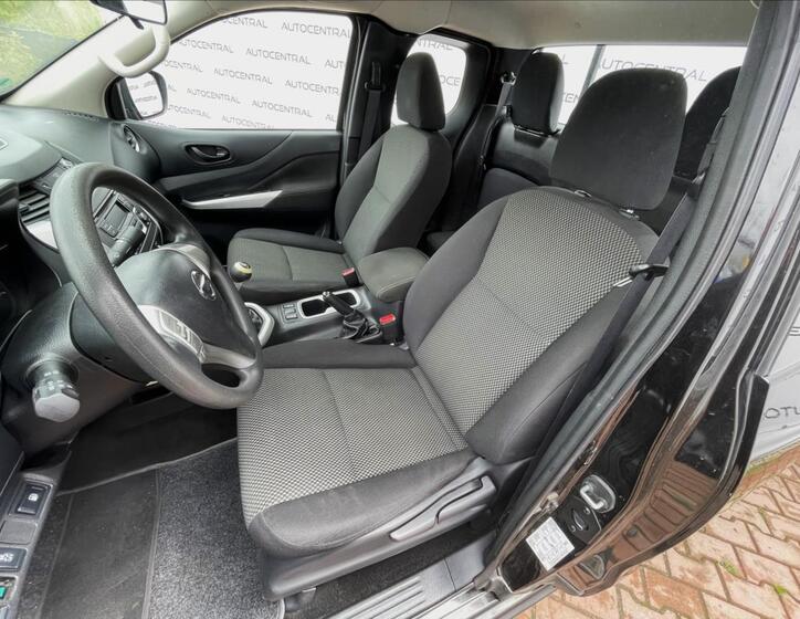 Nissan Navara 11