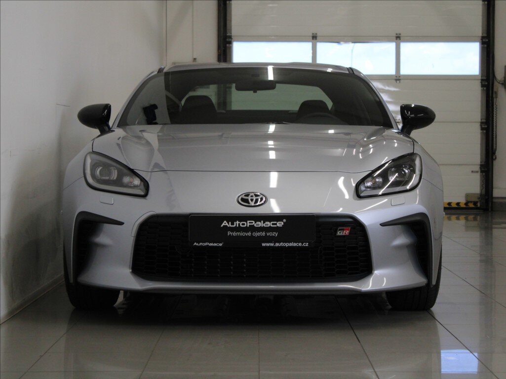 Toyota GR86