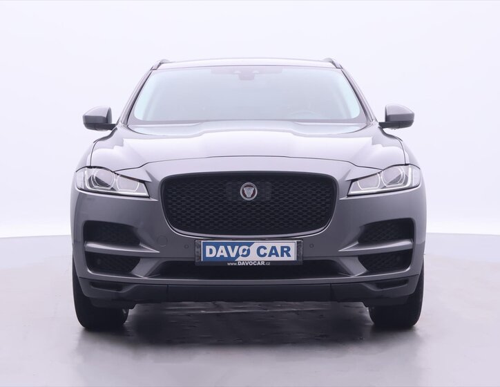 Jaguar F-Pace SUV 2,0 l 132 kw