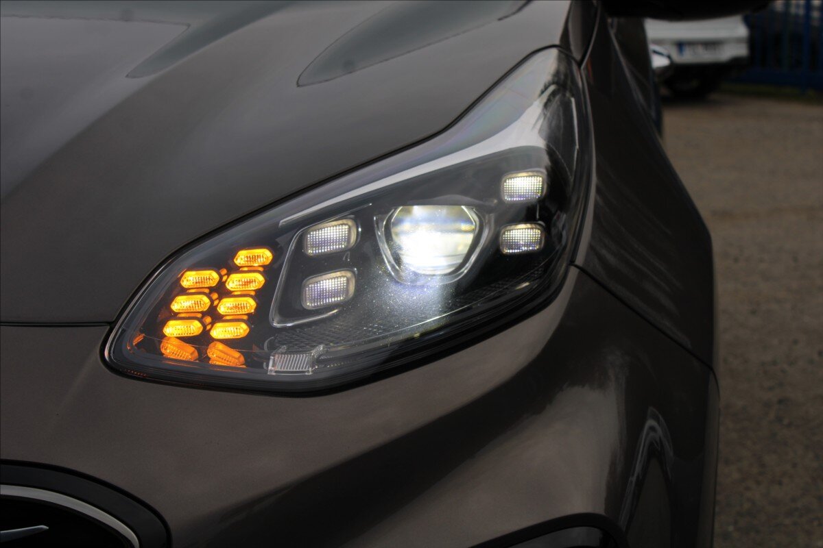 KIA Sportage SUV / Terénní 2,0 l 136 kw