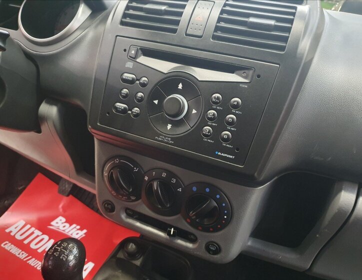 Subaru Justy Hatchback 1,3 l 68 kw