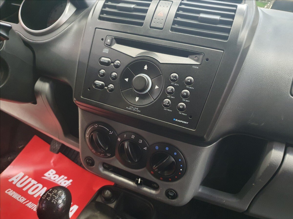 Subaru Justy Hatchback 1,3 l 68 kw