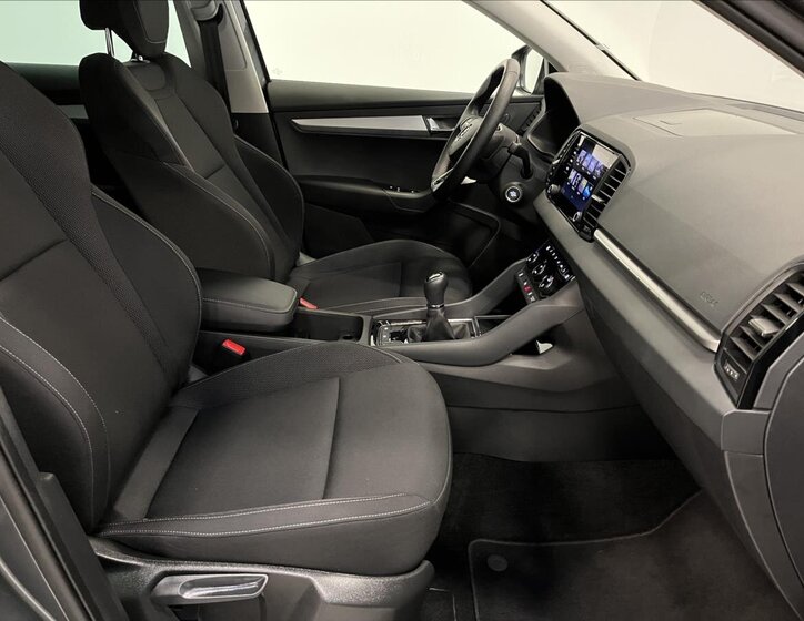 Škoda Karoq SUV 1,5 l 110 kw