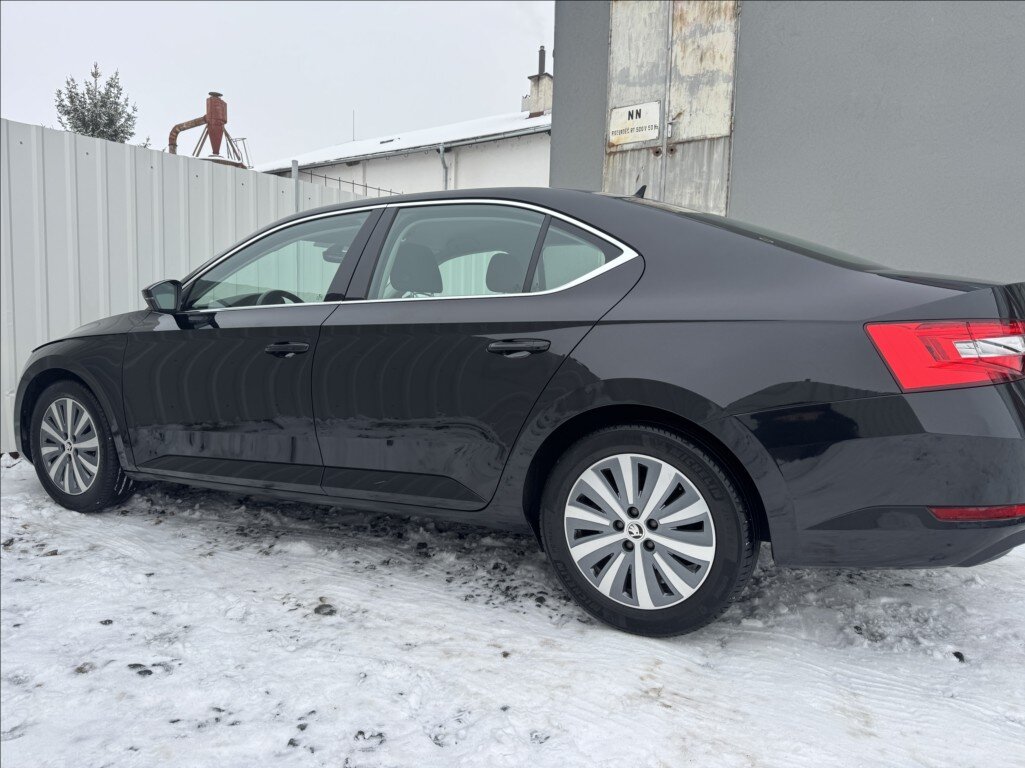 Škoda Superb Sedan 2,0 l 110 kw