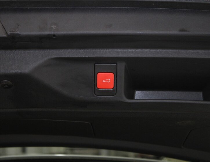 DS Automobiles DS4 SUV / Terénní 1,6 l 165 kw