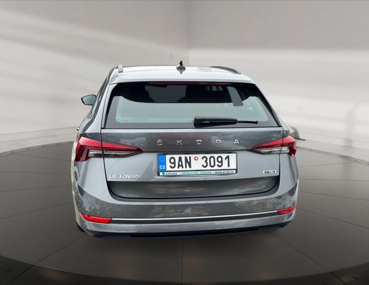 Škoda Octavia Kombi 999,0 81 kw