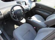 Toyota Prius 9