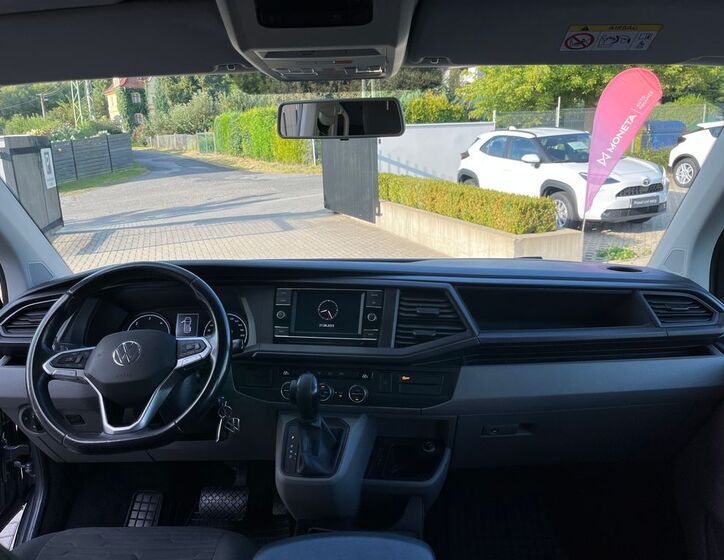 Volkswagen Caravelle 19