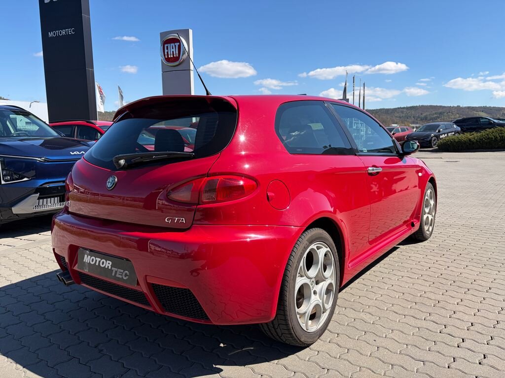 Alfa Romeo 147 Hatchback 3,2 l 184 kw