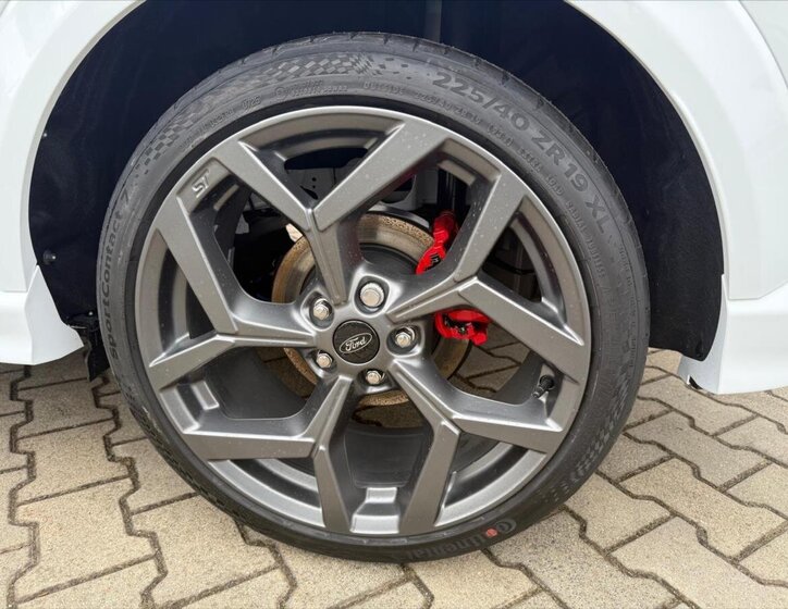 Ford Puma Hatchback 998,0 118 kw