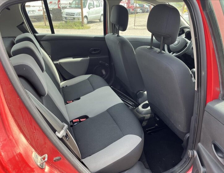 Renault Clio Hatchback 1,1 l 48 kw