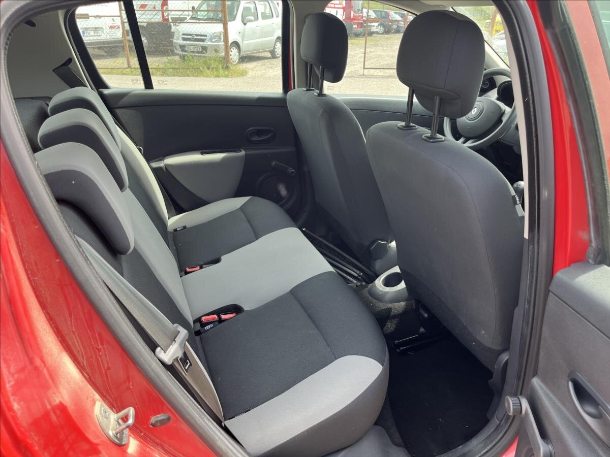Renault Clio Hatchback 1,1 l 48 kw