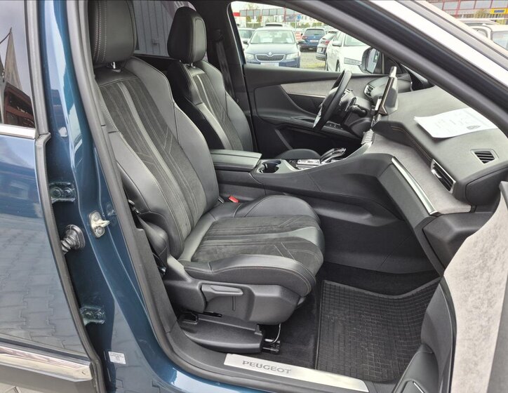 Peugeot 5008 MPV 1,6 l 133 kw